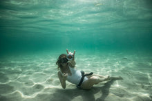 Load image into Gallery viewer, SURF ZINC SPF50 reef safe-4
