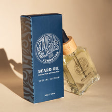 Load image into Gallery viewer, Revitalising Kakadu Plum Beard Oil-4
